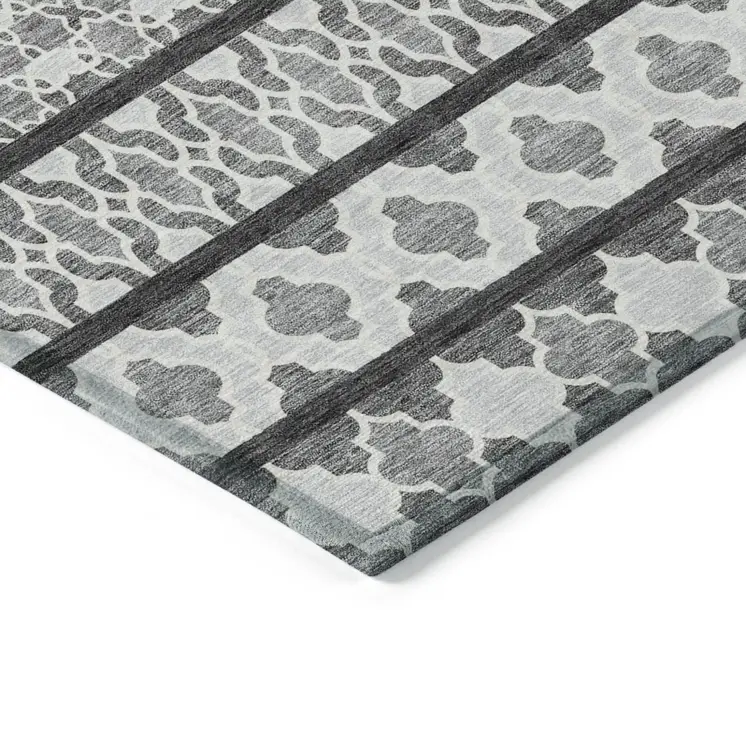 8' Gray Charcoal And Silver Round Quatrefoil Washable Indoor Outdoor Area Rug