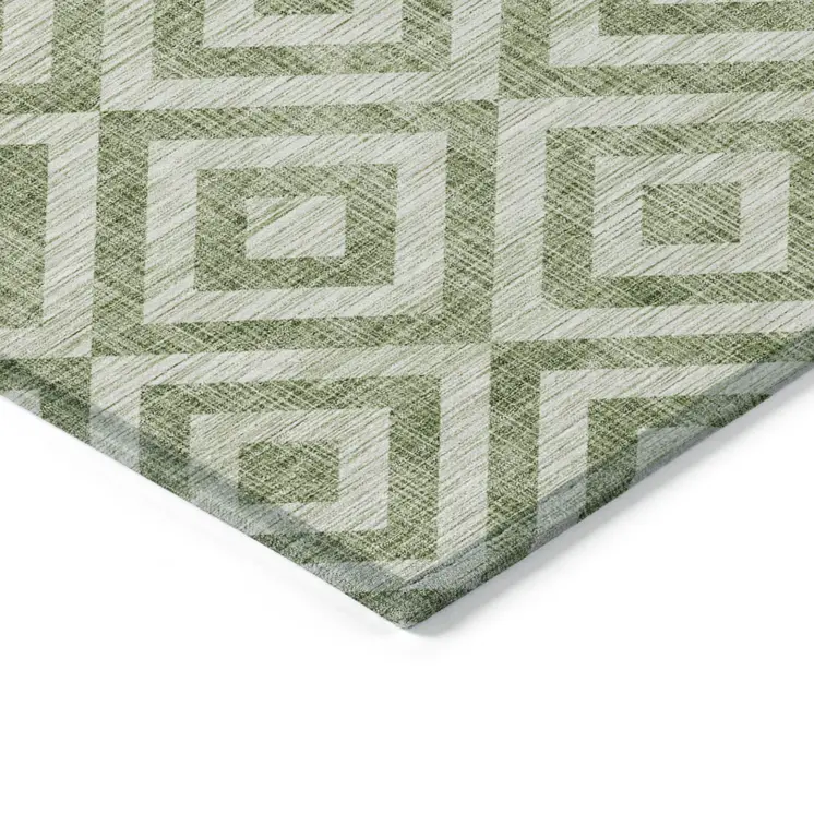 8' Green And Beige Round Geometric Washable Indoor Outdoor Area Rug