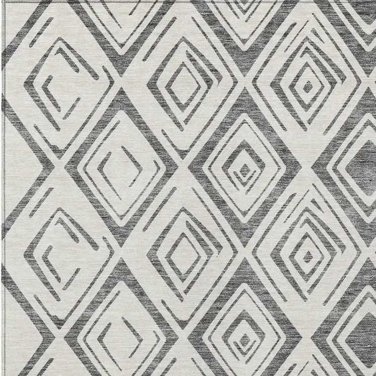5' X 8' Gray And Ivory Geometric Washable Indoor Outdoor Area Rug