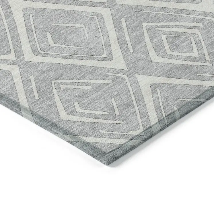 5' X 8' Silver And Ivory Geometric Washable Indoor Outdoor Area Rug