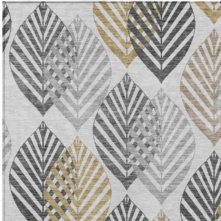5' X 8' Silver Gray And Gold Floral Washable Indoor Outdoor Area Rug