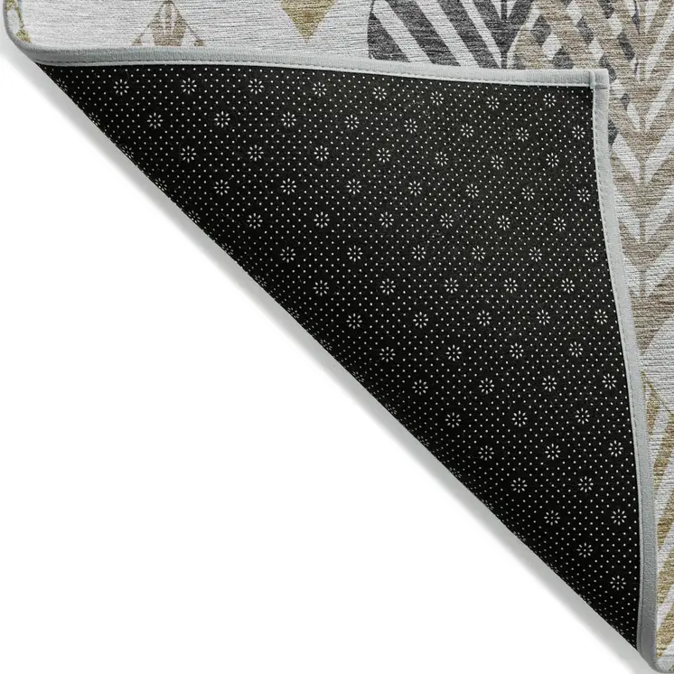 8' Silver Gray And Gold Round Floral Washable Indoor Outdoor Area Rug