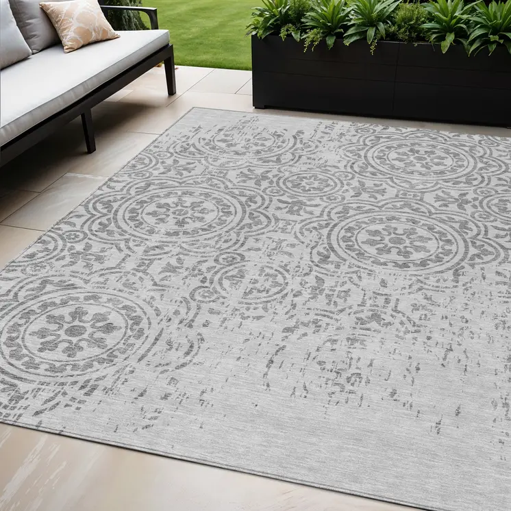 5' X 8' Silver And Gray Medallion Washable Indoor Outdoor Area Rug