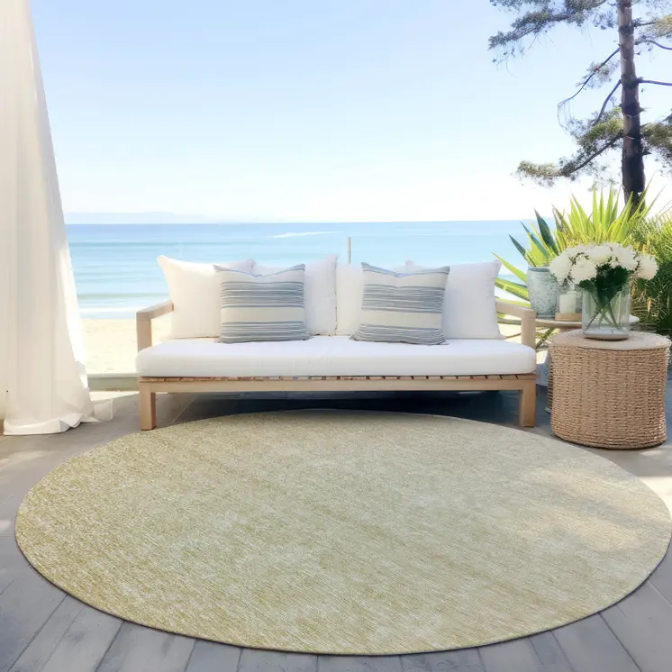 8' Wheat Gold And Tan Round Ombre Washable Indoor Outdoor Area Rug