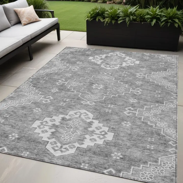 5' X 8' Gray And Ivory Medallion Washable Indoor Outdoor Area Rug