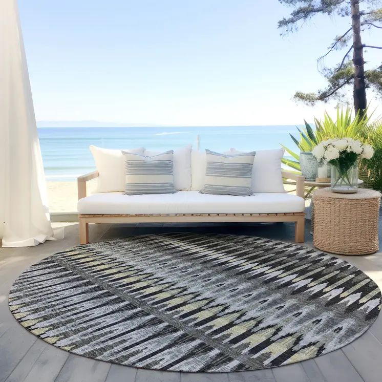 8' Charcoal Gray And Beige Round Southwestern Washable Indoor Outdoor Area Rug