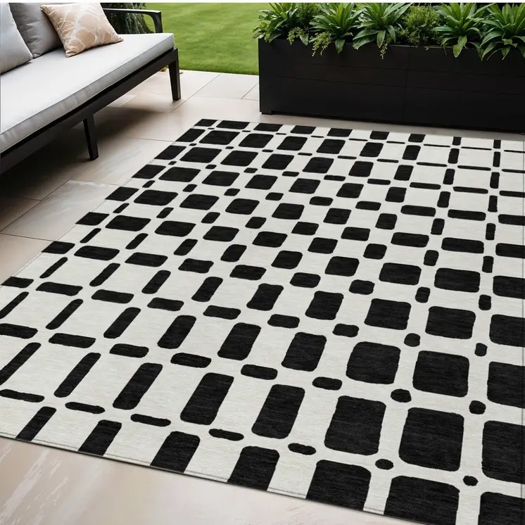 5' X 8' Black And Ivory Geometric Washable Indoor Outdoor Area Rug