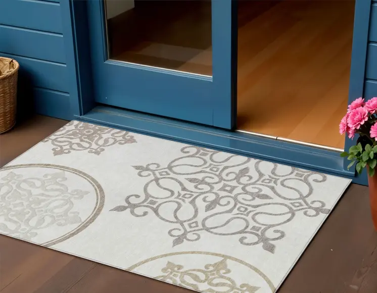 3' X 5' Ivory Floral Medallion Washable Indoor Outdoor Area Rug