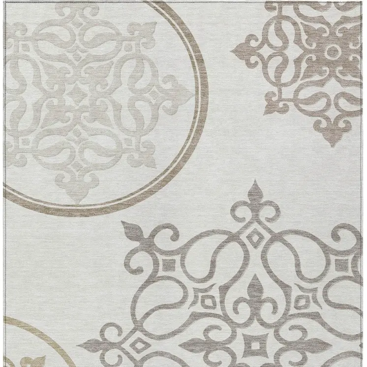 8' X 10' Ivory Floral Medallion Washable Indoor Outdoor Area Rug
