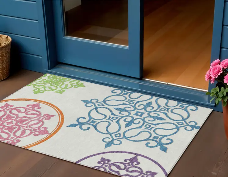 3' X 5' White Floral Medallion Washable Indoor Outdoor Area Rug