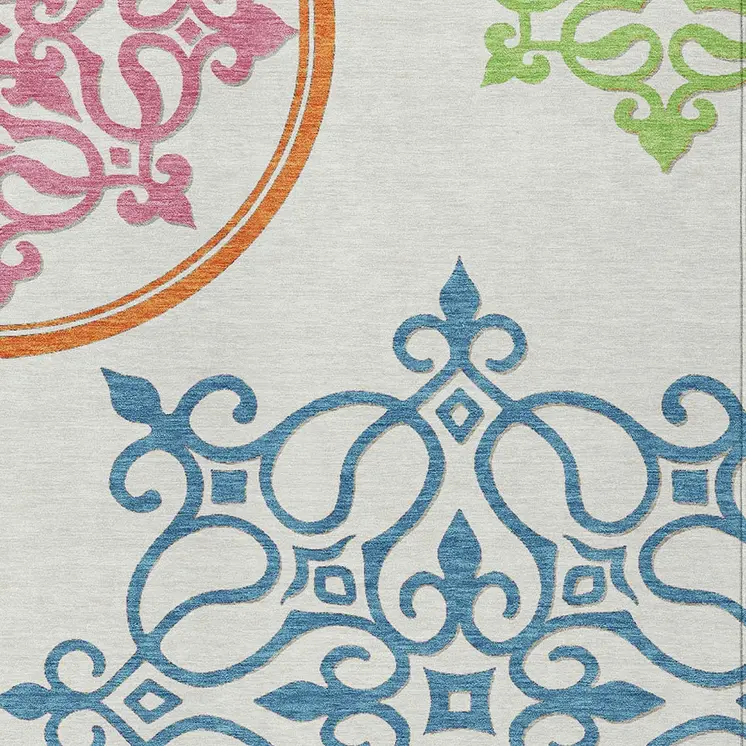 9' X 12' White Floral Medallion Washable Indoor Outdoor Area Rug