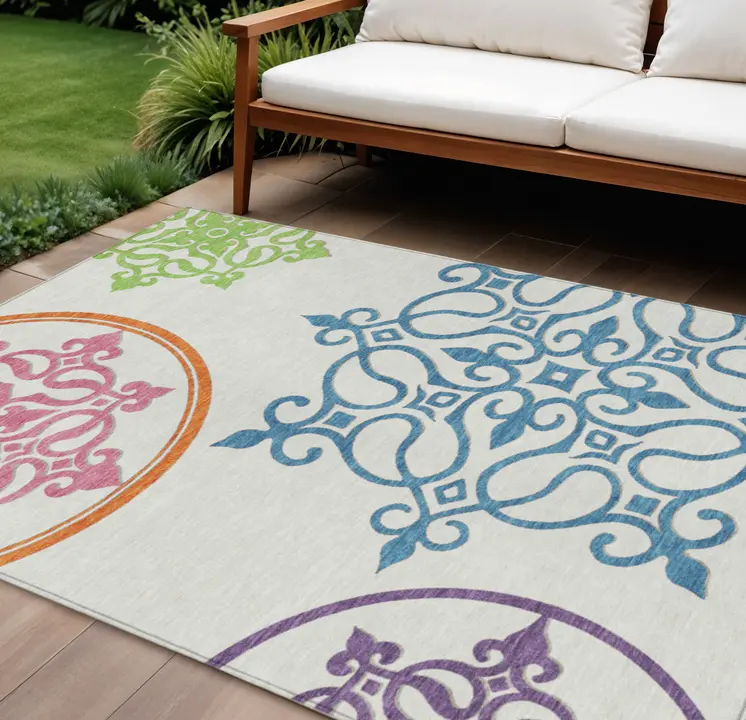 10' X 14' White Floral Medallion Washable Indoor Outdoor Area Rug