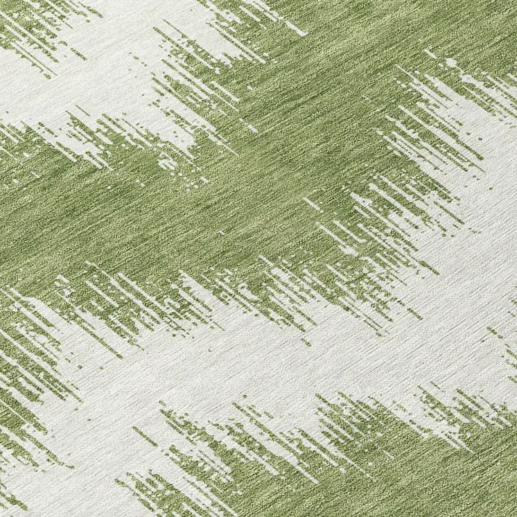 8' Green And Ivory Round Chevron Washable Indoor Outdoor Area Rug