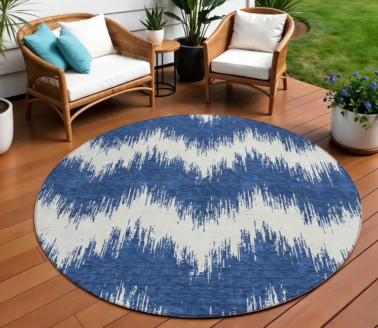 8' Navy Blue And Ivory Round Chevron Washable Indoor Outdoor Area Rug