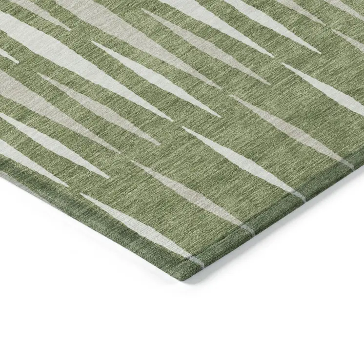 8' X 10' Green And Ivory Geometric Washable Indoor Outdoor Area Rug