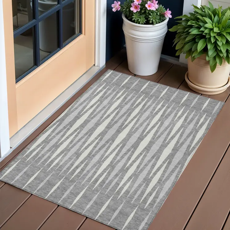 3' X 5' Gray And Ivory Geometric Washable Indoor Outdoor Area Rug