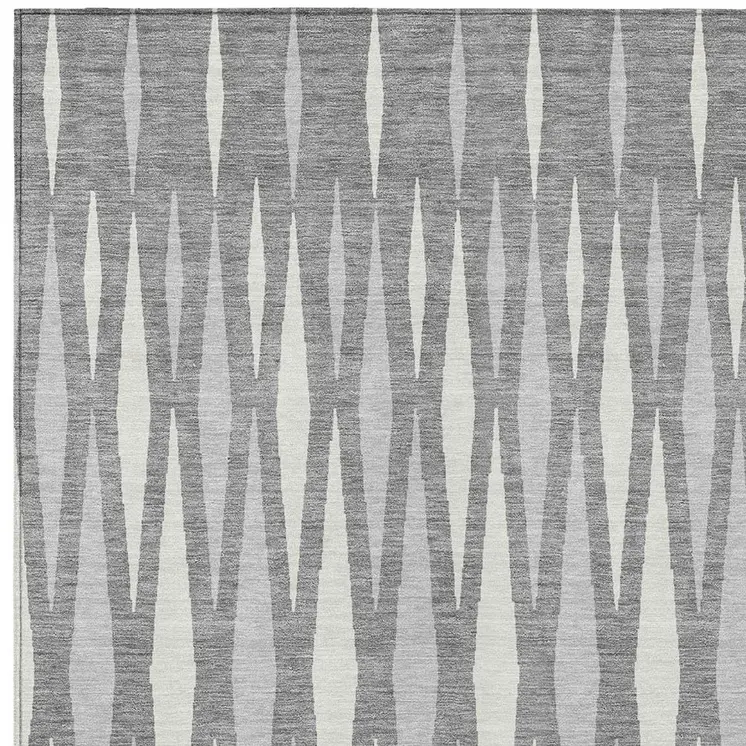 8' X 10' Gray And Ivory Geometric Washable Indoor Outdoor Area Rug
