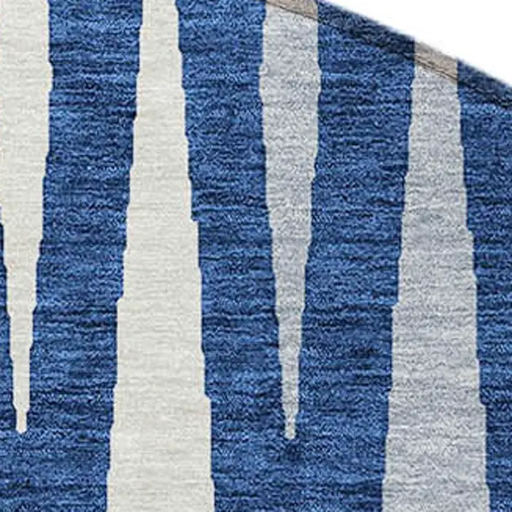 8' Navy Blue Gray And Ivory Round Geometric Washable Indoor Outdoor Area Rug