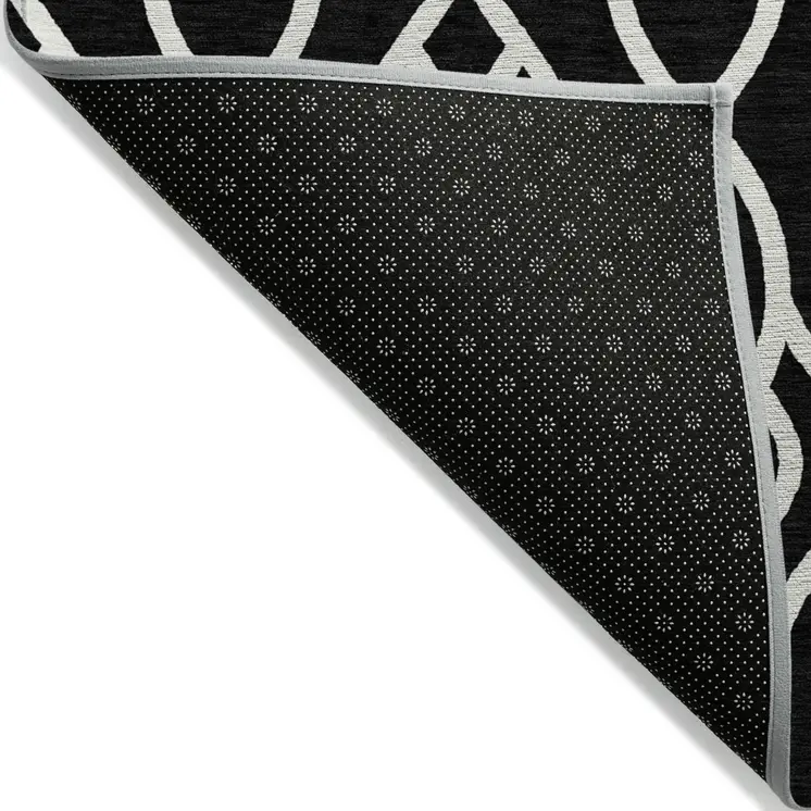 3' X 5' Black And Ivory Trellis Washable Indoor Outdoor Area Rug