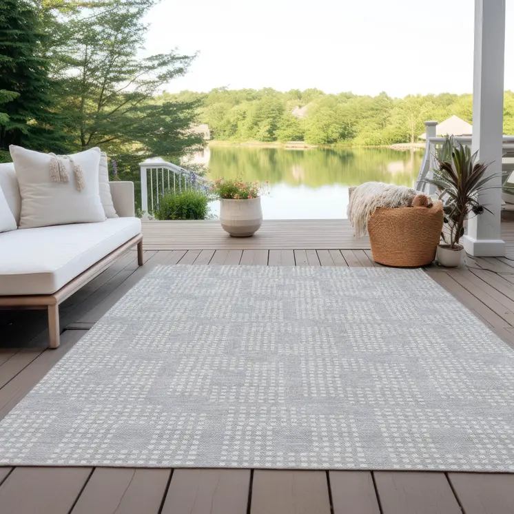 3' X 5' Silver And Ivory Geometric Washable Indoor Outdoor Area Rug