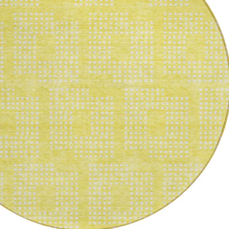 8' Yellow And Ivory Round Geometric Washable Indoor Outdoor Area Rug