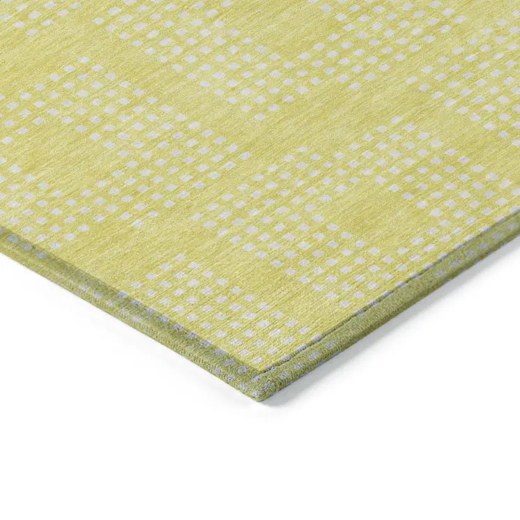 8' X 10' Yellow And Ivory Geometric Washable Indoor Outdoor Area Rug