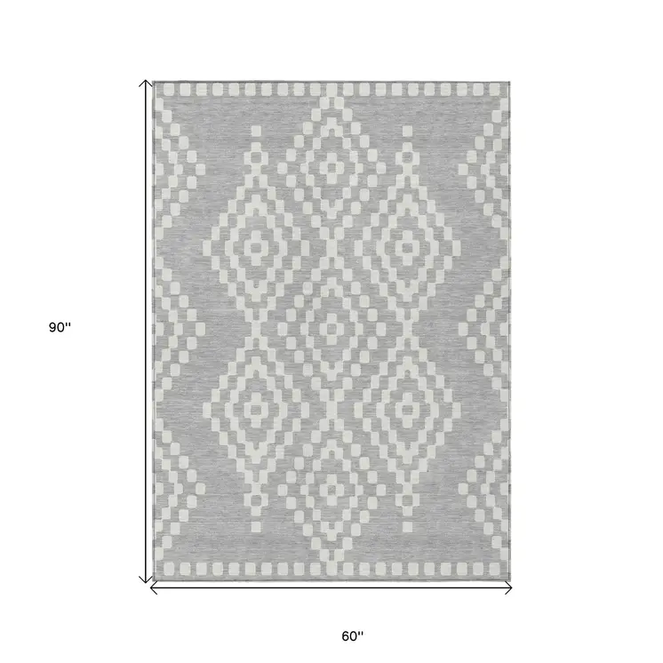 5' X 8' Silver And Ivory Geometric Washable Indoor Outdoor Area Rug