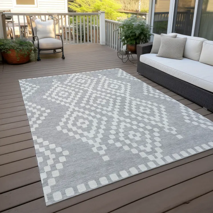10' X 14' Silver And Ivory Geometric Washable Indoor Outdoor Area Rug