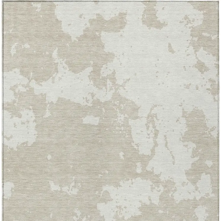 5' X 8' Beige And Ivory Abstract Washable Indoor Outdoor Area Rug