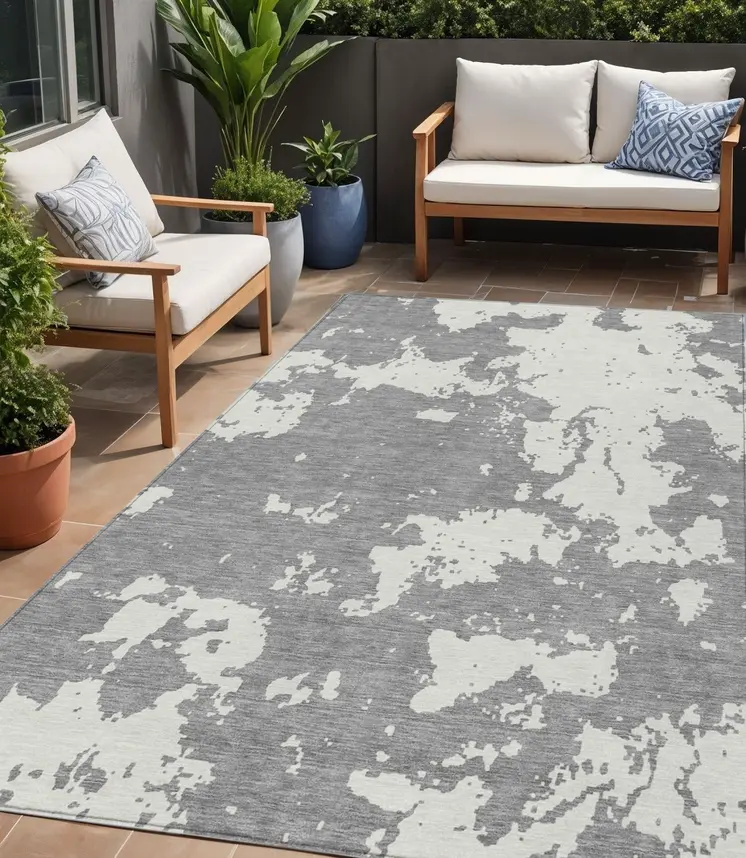 5' X 8' Gray And Ivory Abstract Washable Indoor Outdoor Area Rug