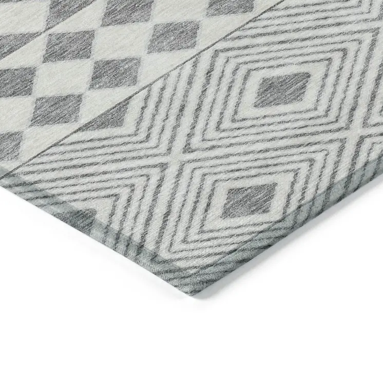 3' X 5' Gray And Ivory Geometric Washable Indoor Outdoor Area Rug
