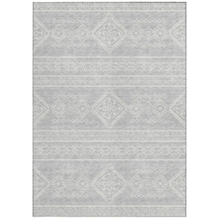 8' X 10' Silver And Ivory Southwestern Washable Indoor Outdoor Area Rug