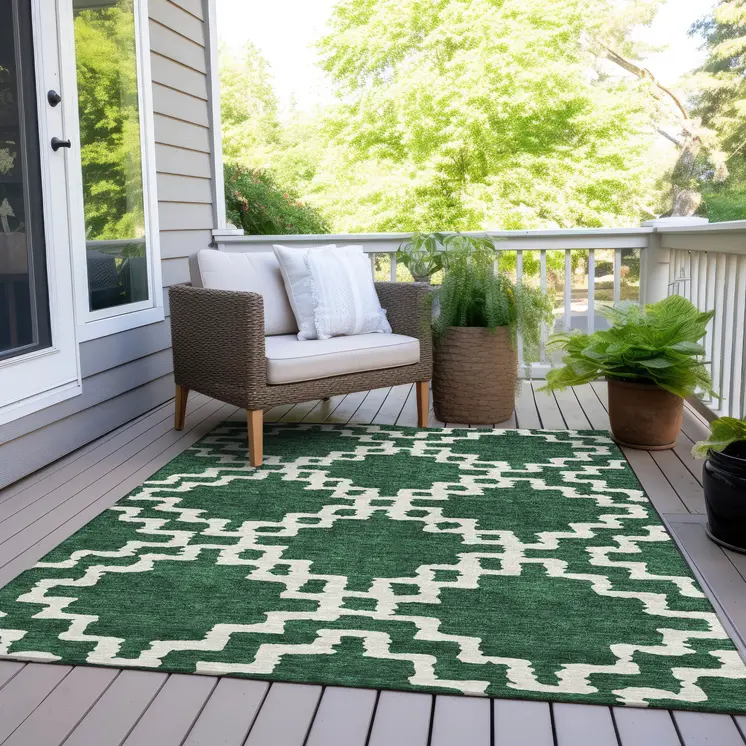 5' X 8' Emerald And Ivory Geometric Washable Indoor Outdoor Area Rug