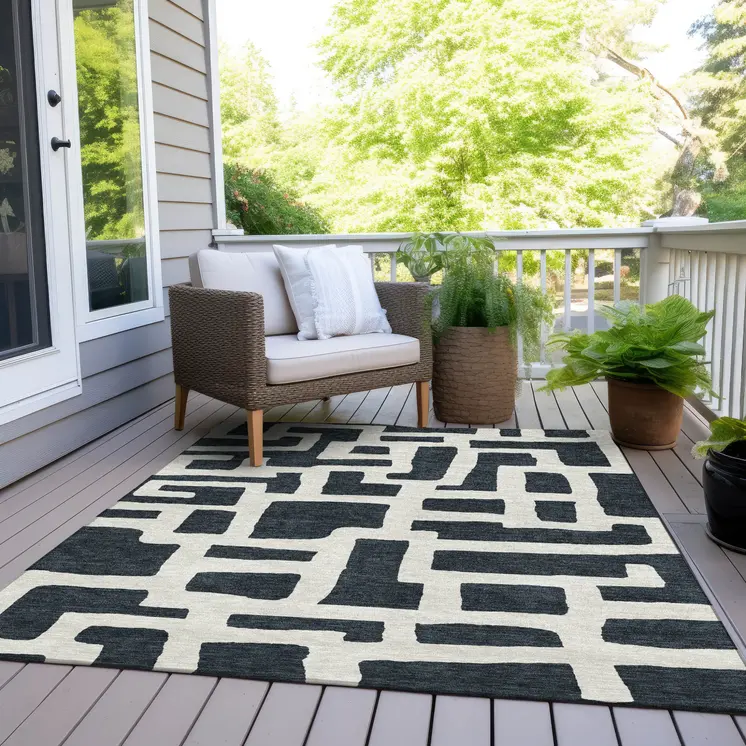 5' X 8' Black And Ivory Abstract Washable Indoor Outdoor Area Rug