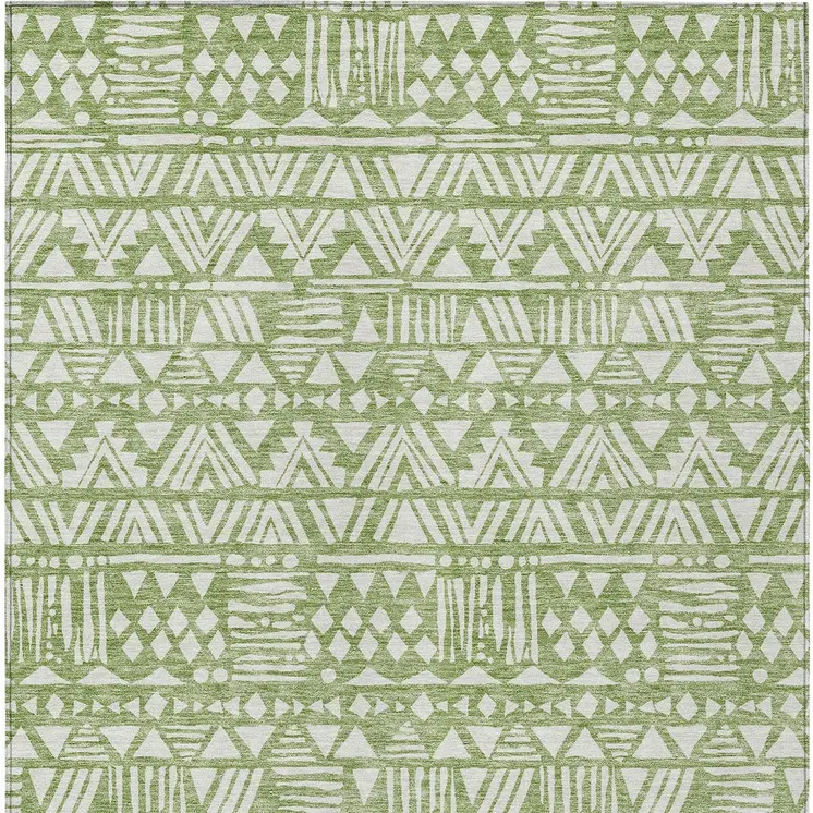 8' X 10' Green And Ivory Southwestern Washable Indoor Outdoor Area Rug