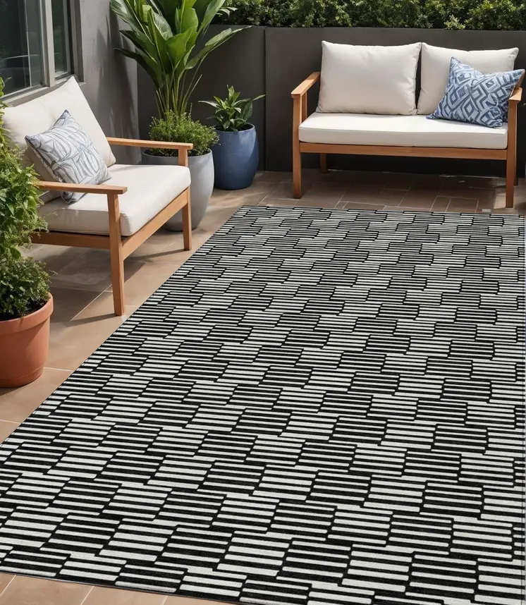 5' X 8' Black And Ivory Geometric Washable Indoor Outdoor Area Rug