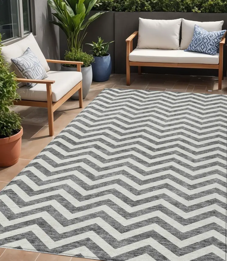 5' X 8' Gray And Ivory Chevron Washable Indoor Outdoor Area Rug