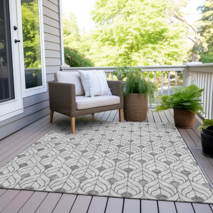 5' X 8' Silver And Gray Geometric Washable Indoor Outdoor Area Rug