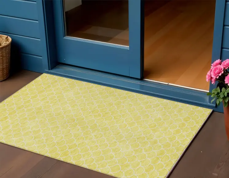 3' X 5' Yellow And Ivory Geometric Washable Indoor Outdoor Area Rug