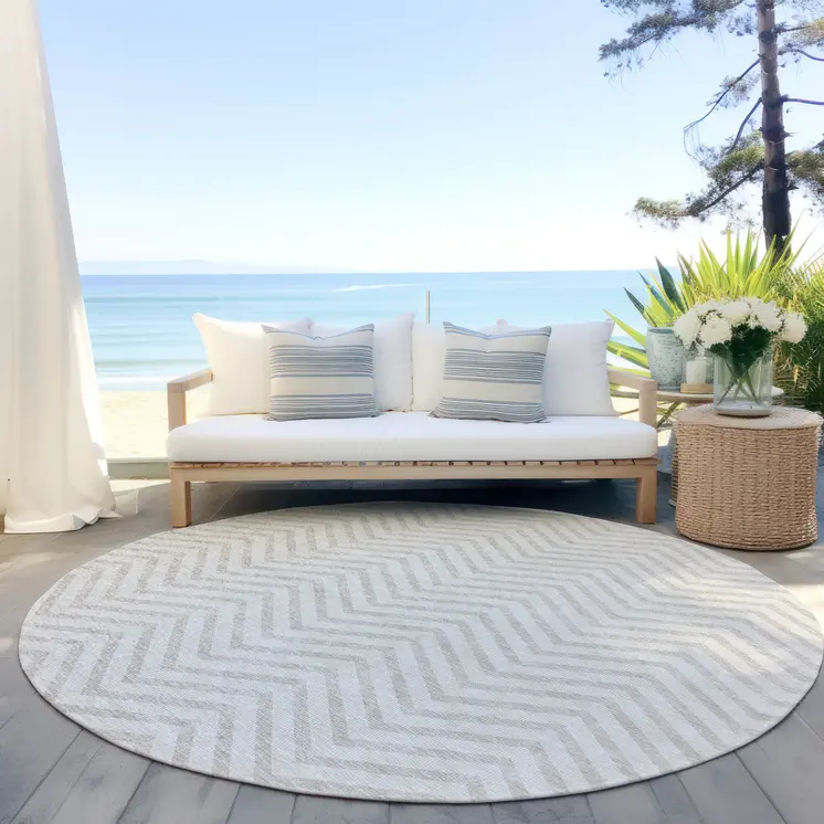 8' Ivory And Beige Round Chevron Washable Indoor Outdoor Area Rug