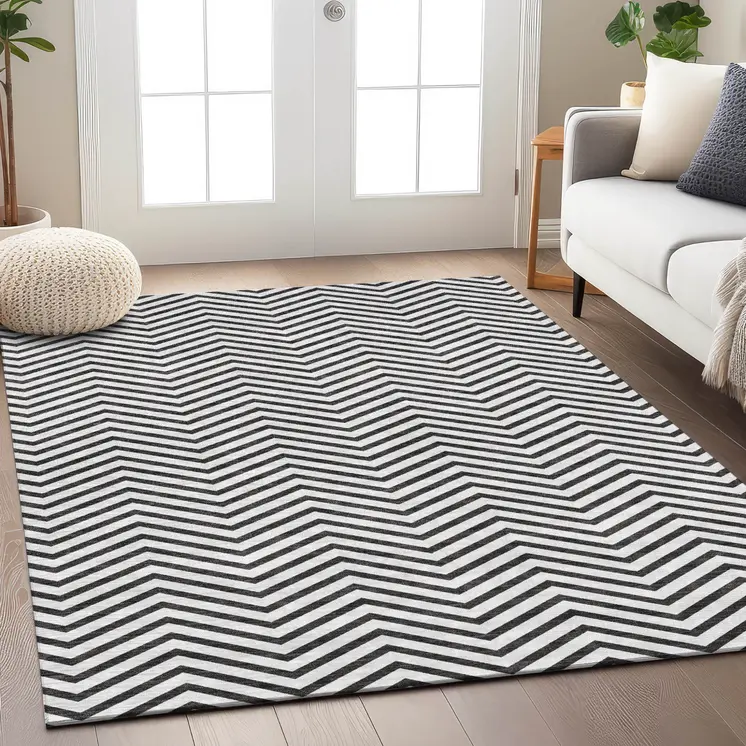 8' X 10' White And Black Chevron Washable Indoor Outdoor Area Rug