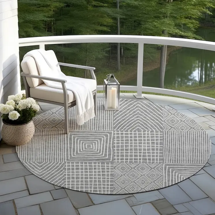 8' Gray And Ivory Round Geometric Washable Indoor Outdoor Area Rug