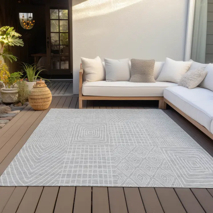 9' X 12' Silver And Ivory Geometric Washable Indoor Outdoor Area Rug