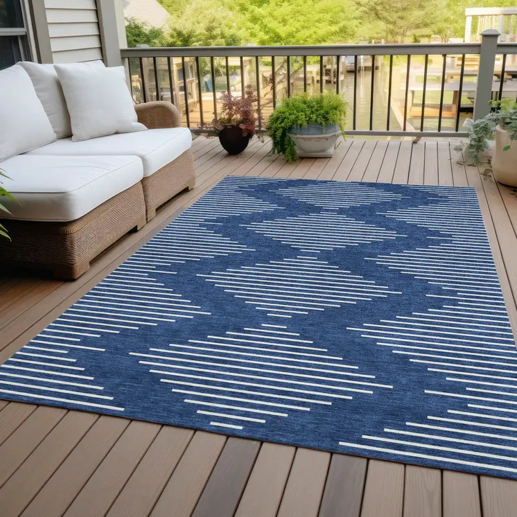 5' X 8' Navy Blue And Ivory Geometric Washable Indoor Outdoor Area Rug