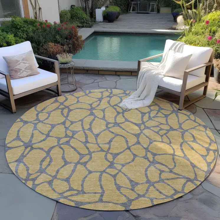 8' Gold And Gray Round Geometric Washable Indoor Outdoor Area Rug