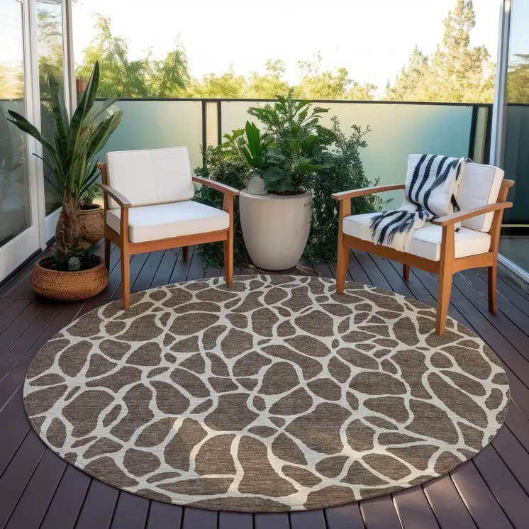 8' Brown And Beige Round Geometric Washable Indoor Outdoor Area Rug