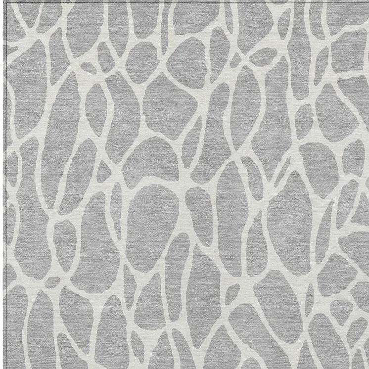 8' X 10' Silver And Ivory Geometric Washable Indoor Outdoor Area Rug