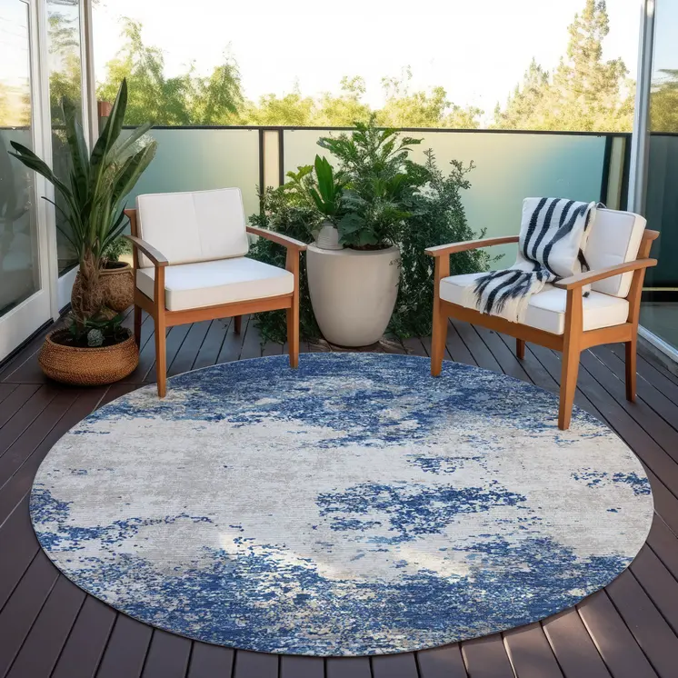 8' Navy Blue And Ivory Round Abstract Washable Indoor Outdoor Area Rug