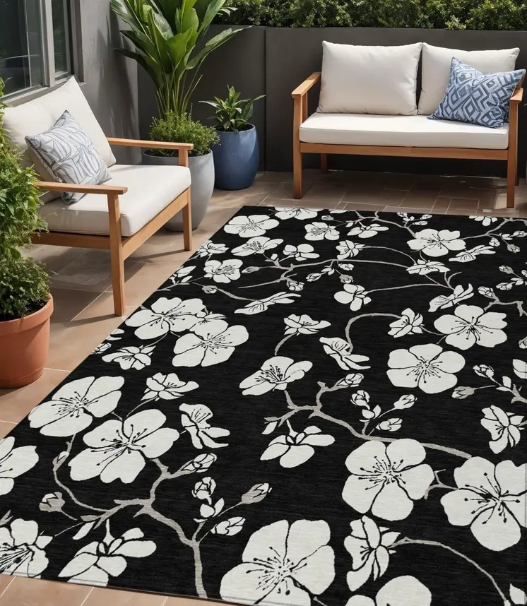 5' X 8' Black Ivory And Gray Floral Washable Indoor Outdoor Area Rug