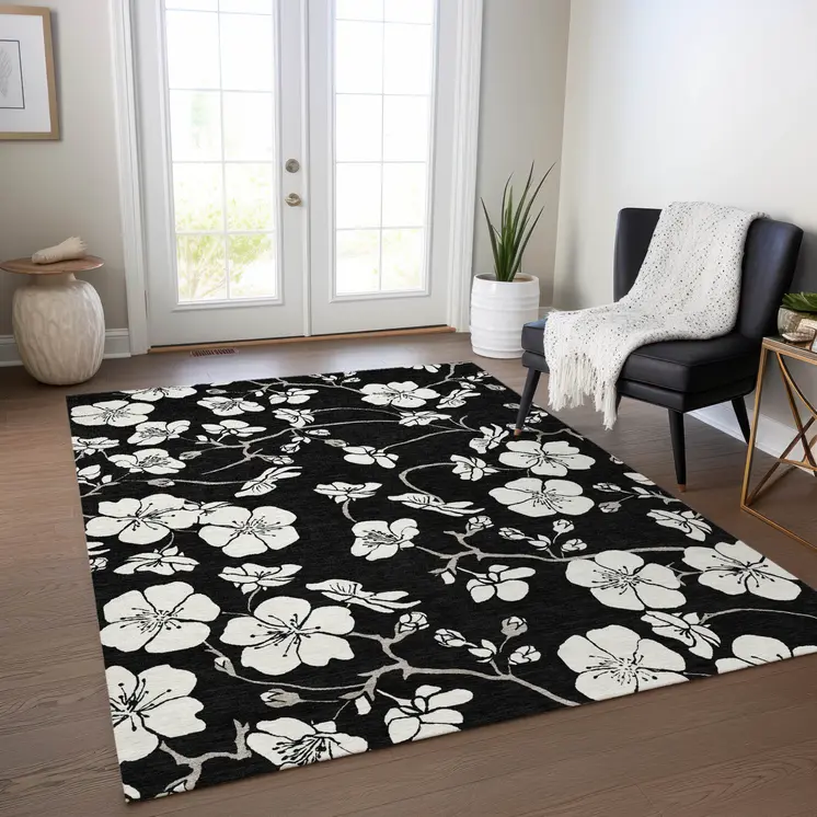5' X 8' Black Ivory And Gray Floral Washable Indoor Outdoor Area Rug